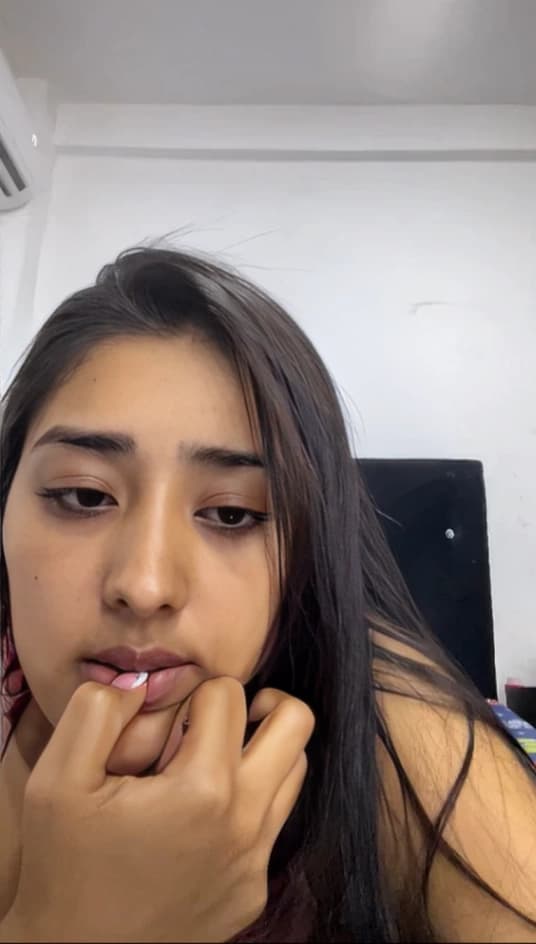 Chubby Cam Girl Nude Teasing Her Big Boobs Out Of Her Bra