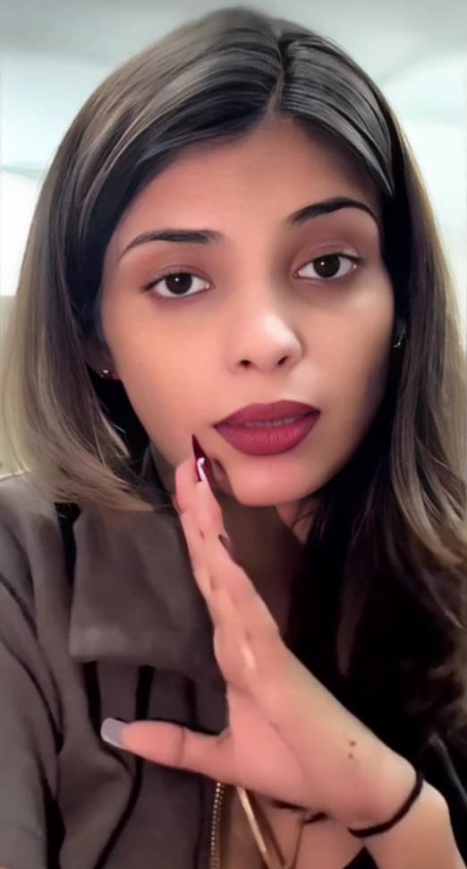 Stunning Desi Teen Nude on Tango Live Shows Off Perfect Boobs and Tight Pussy