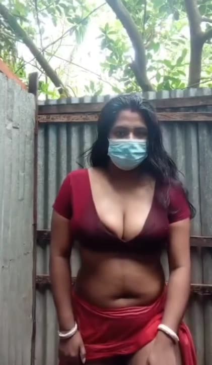 Desi Bhabi Strips Naked in Bathroom Shows Big Boobs and Peeing Before Fingering Pussy