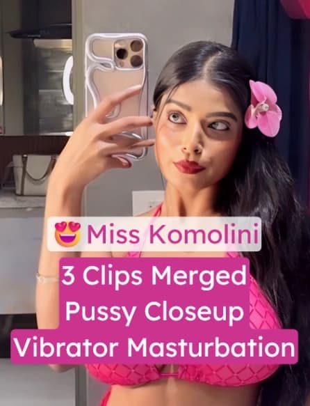 Desi Model Komolini Fully Nude Spreading Legs for Vibrator Pussy Masturbation Show